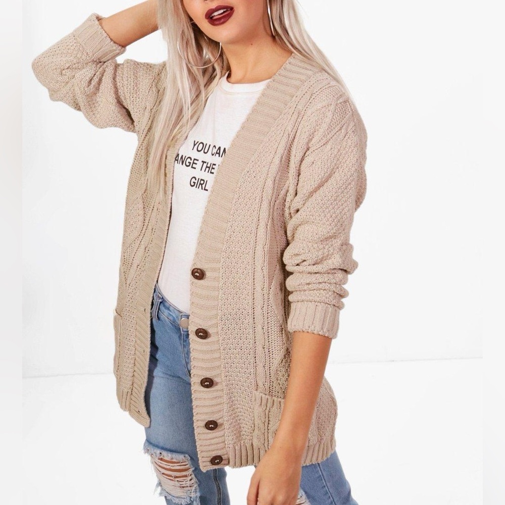 Boohoo Daisy Boyfriend Cardigan